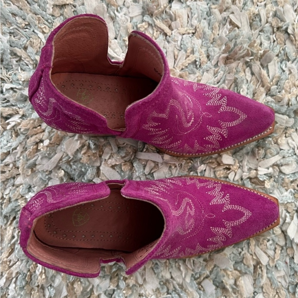 Ariat pink Dixon Boots - Picture 8 of 9